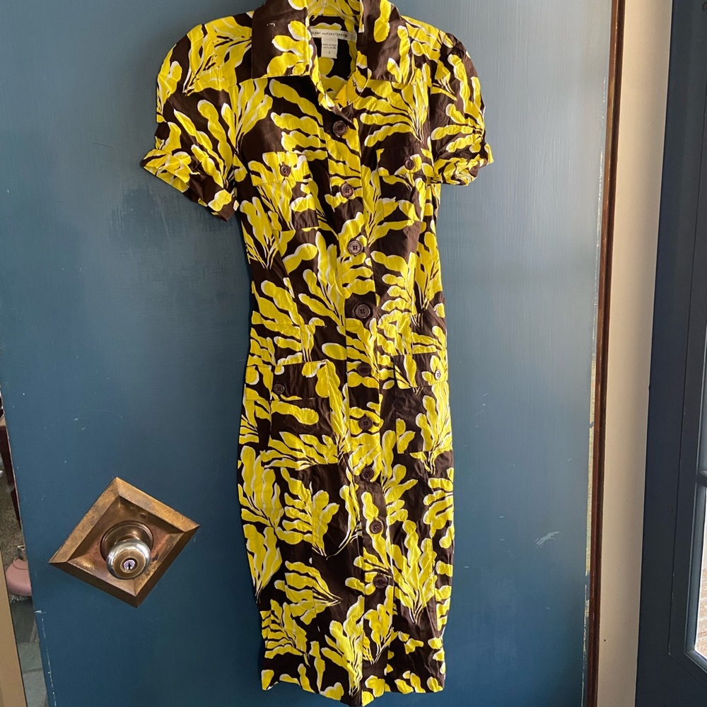 DIANE VON FURSTENBERG DVF Collared Pockets Fit Flare Dress Size 2 Leaf Hawaiian